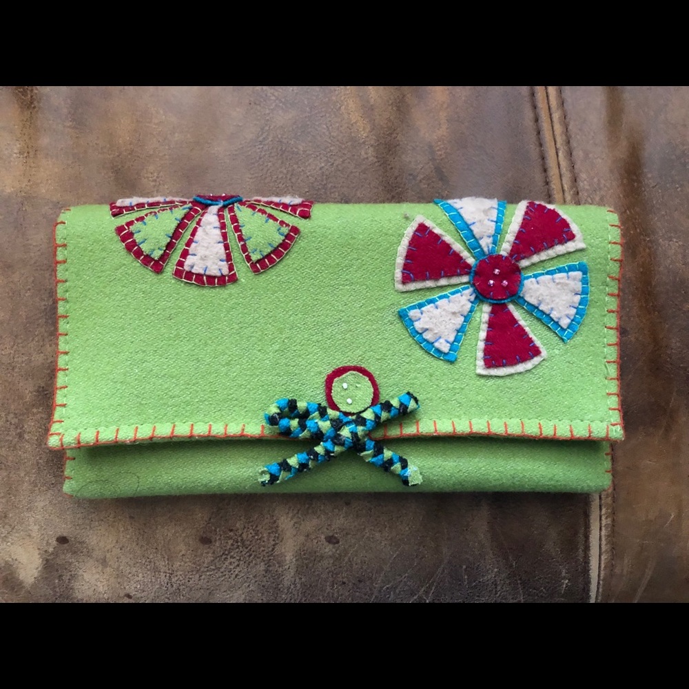 Clutch purse